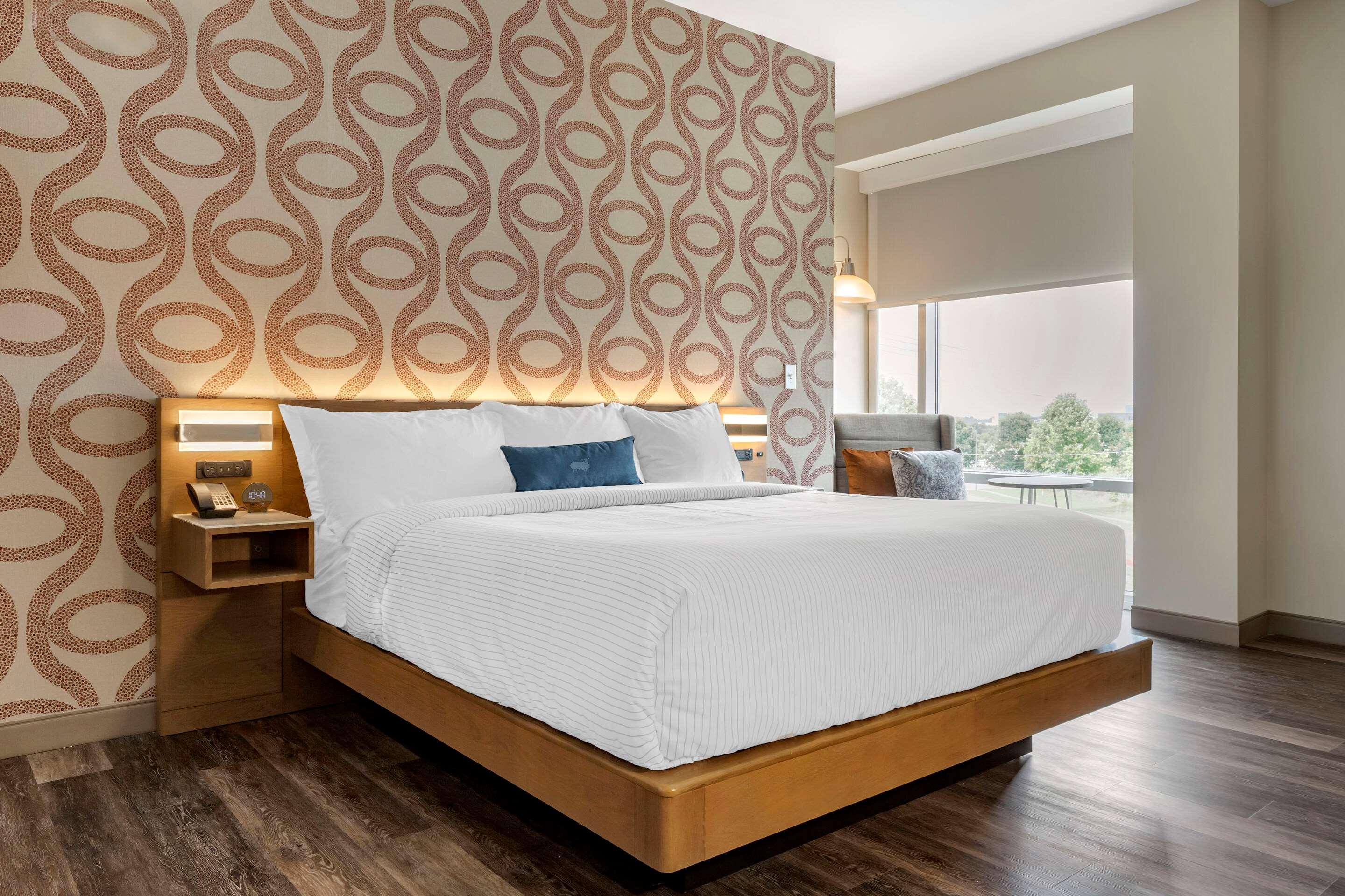 Cambria Hotel Greenville Bagian luar foto