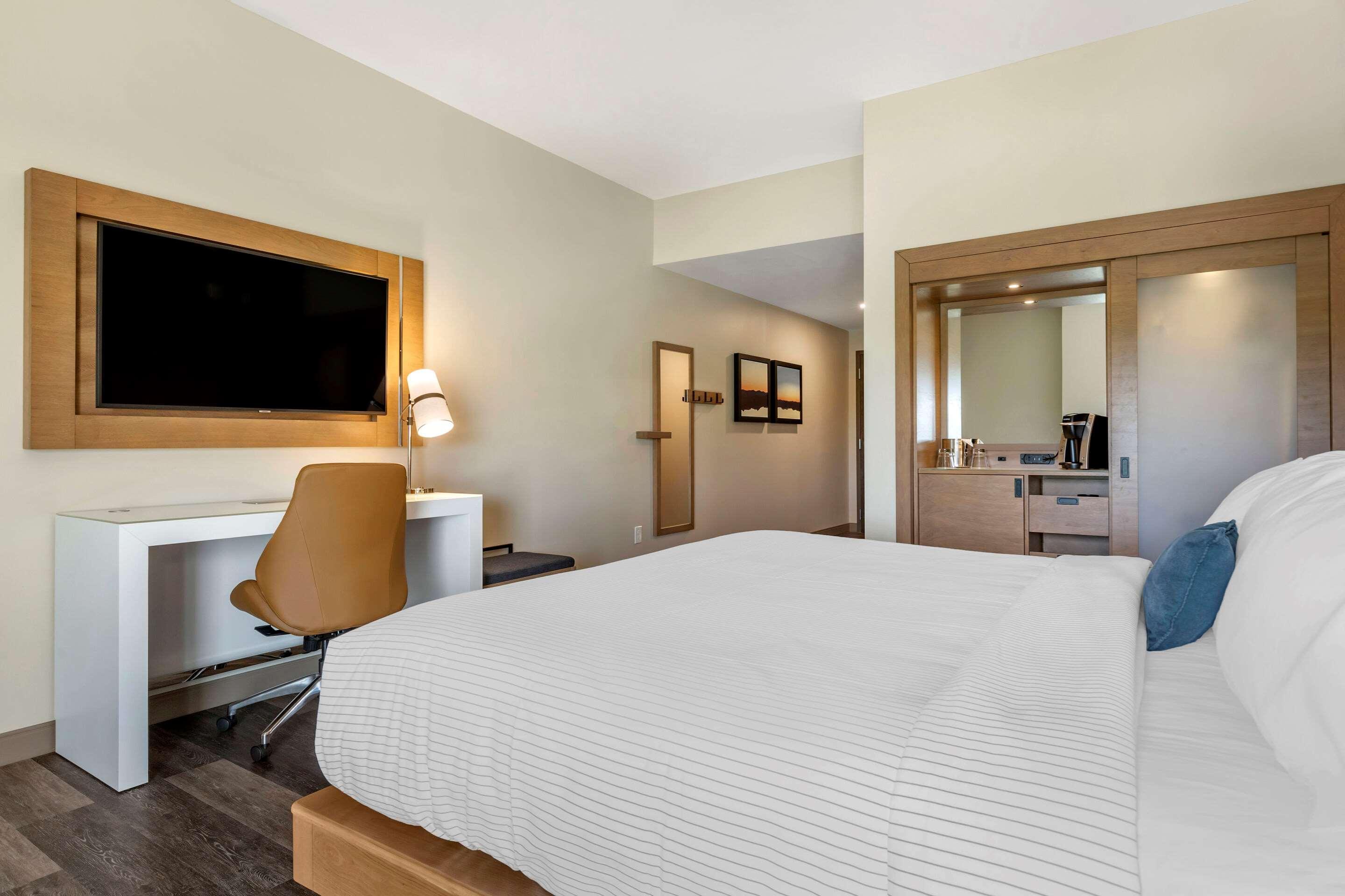 Cambria Hotel Greenville Bagian luar foto
