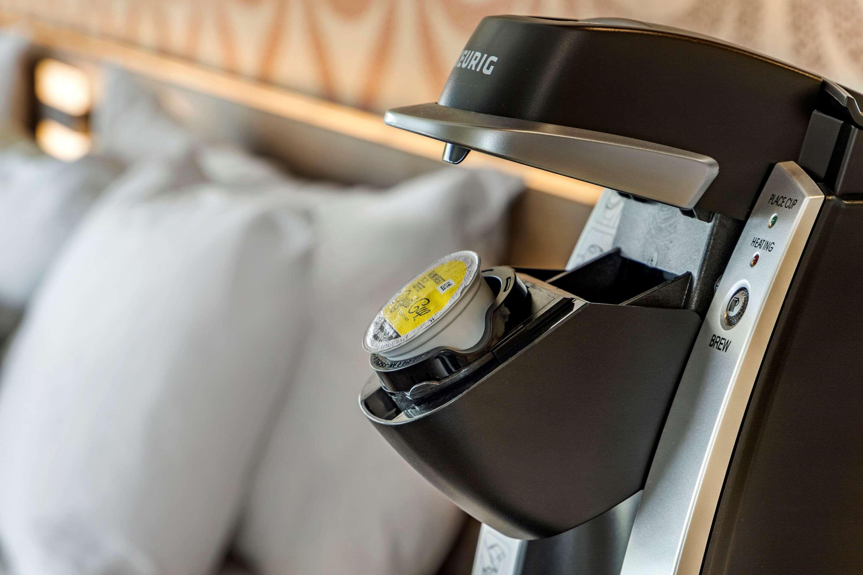 Cambria Hotel Greenville Bagian luar foto