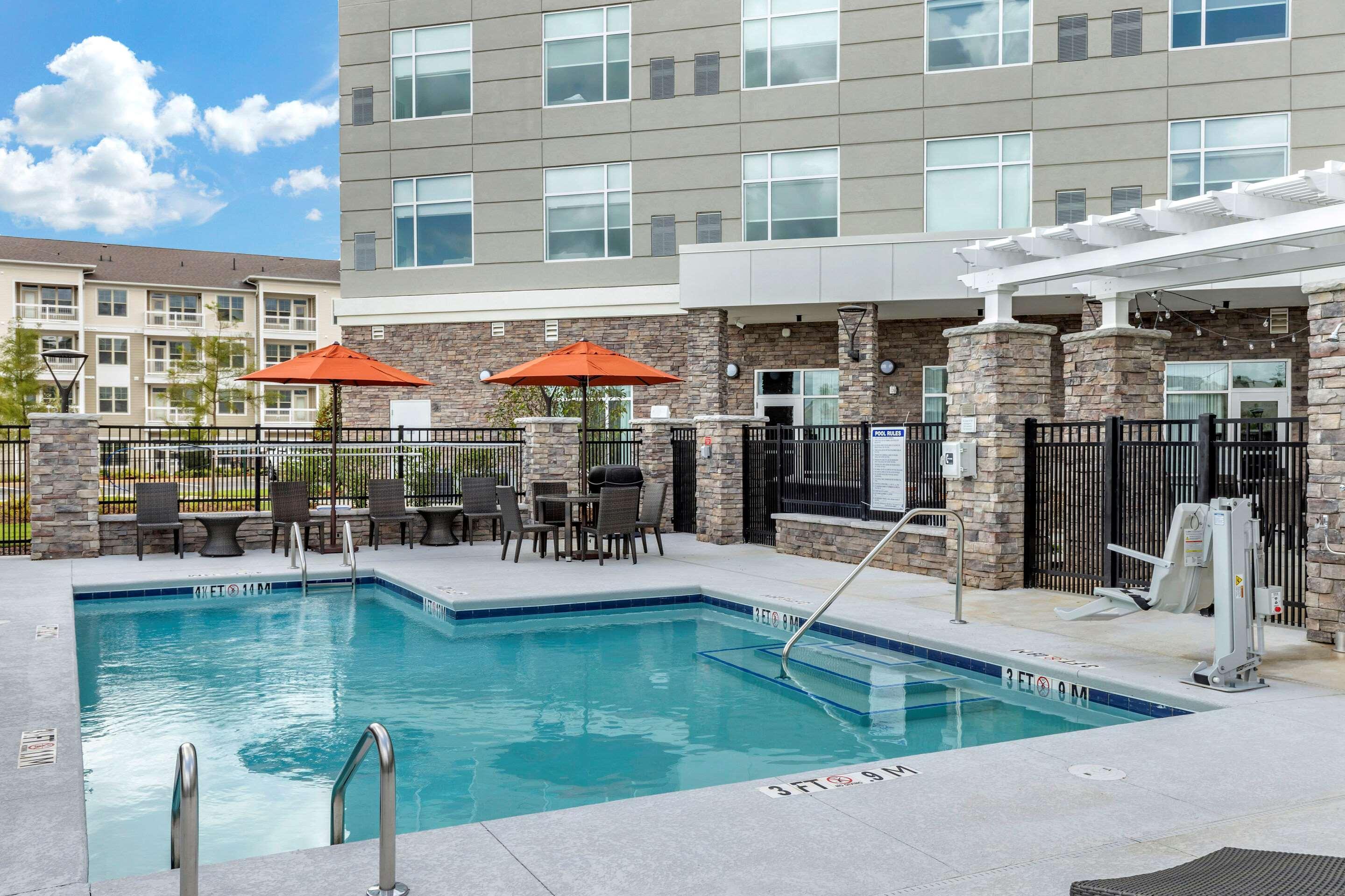 Cambria Hotel Greenville Bagian luar foto