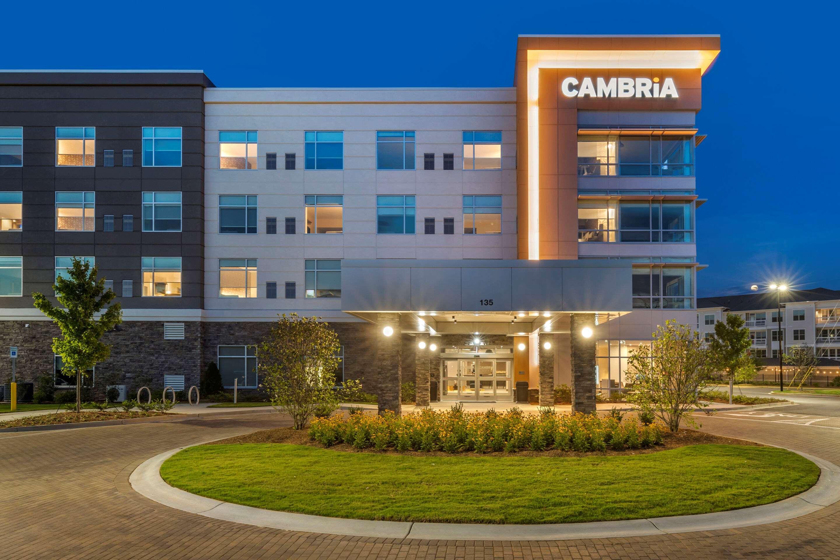 Cambria Hotel Greenville Bagian luar foto