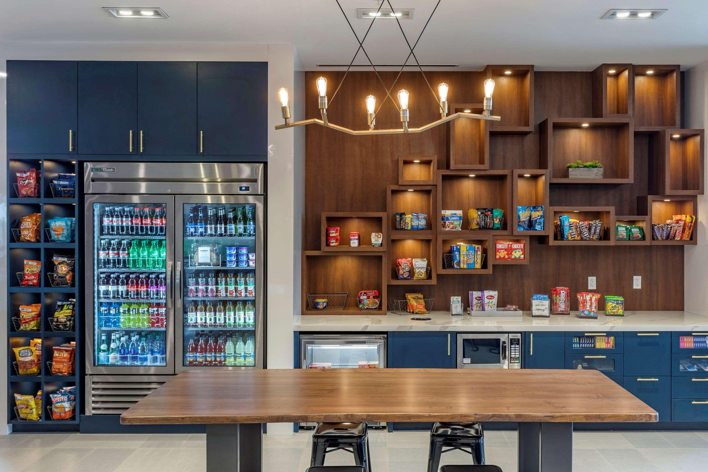 Cambria Hotel Greenville Bagian luar foto