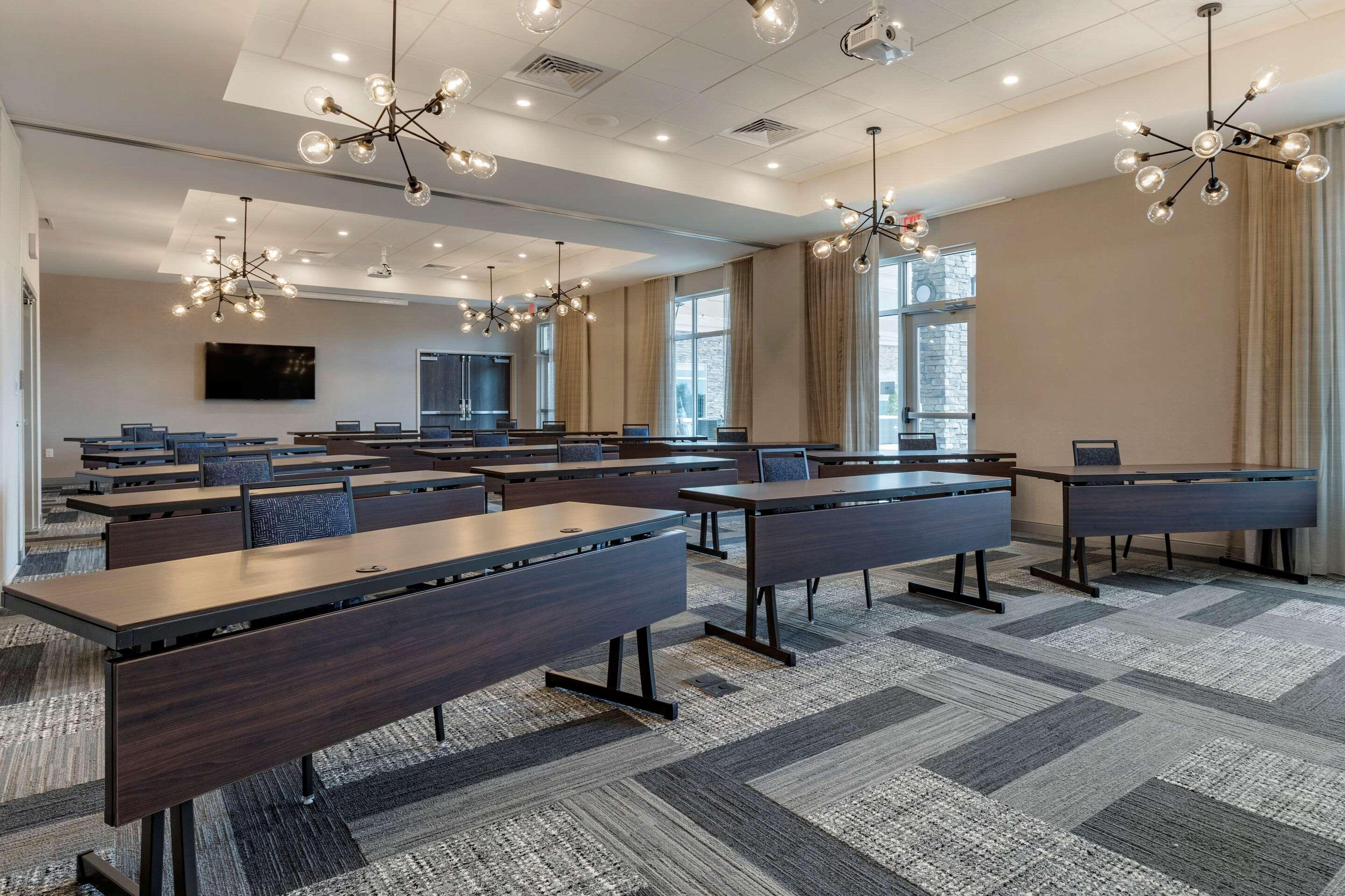 Cambria Hotel Greenville Bagian luar foto